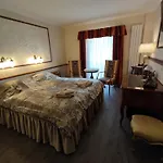Pilgrims Hotel 3*