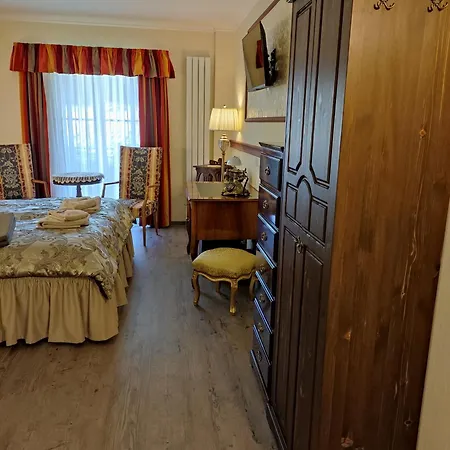 Hotel Pilgrims 3*